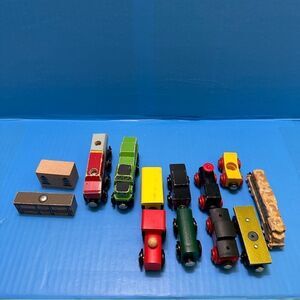 Maison Battat Wooden Railway Magnetic trains lot